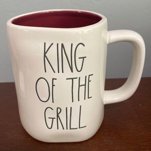 One NWOT Rae Dunn “King of the Grill” Mug